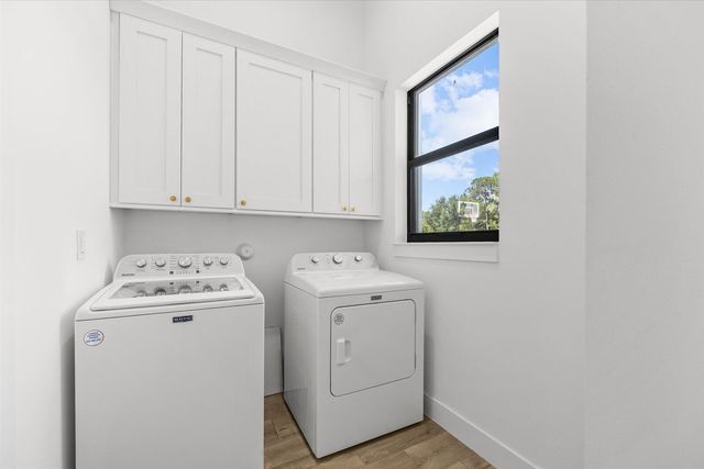 896 SW Squire Johns Lane, Palm City, FL 34990