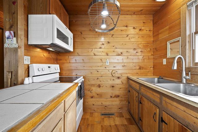 N12184 LONG LAKE ROAD, Wausaukee, WI 54177