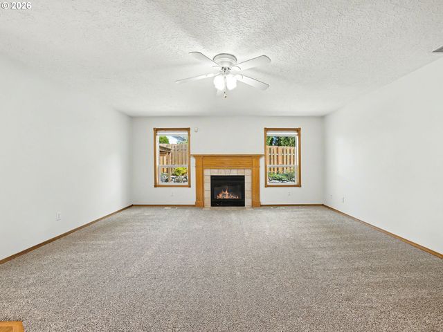 1290 Se LARCH Way, Gresham, OR 97080