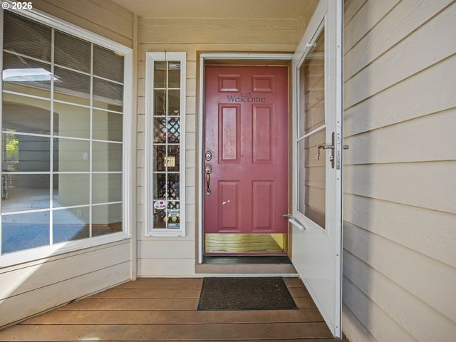 1290 Se LARCH Way, Gresham, OR 97080