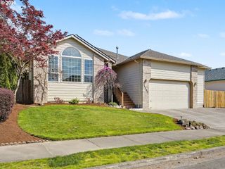 1290 Se LARCH Way, Gresham, OR 97080
