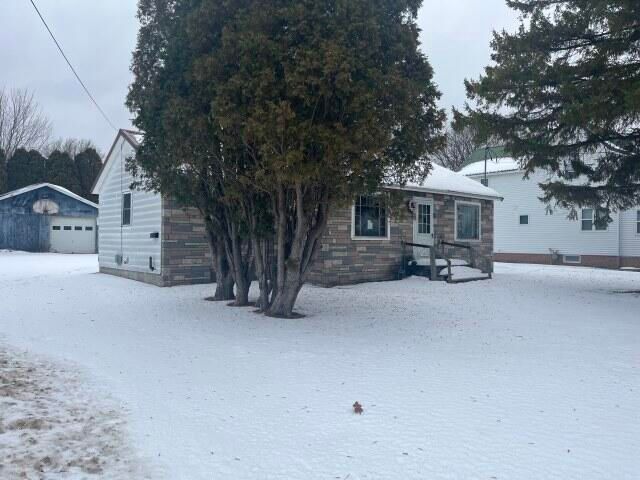 82 W Hatfield Street, Massena, NY 13662