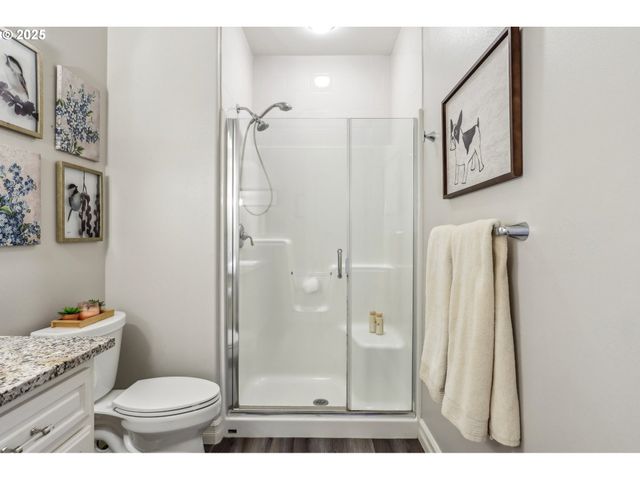 2516 MERIDIAN Ct, Woodburn, OR 97071