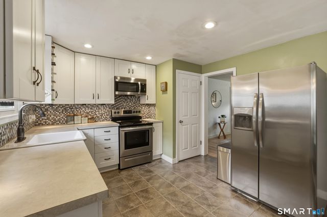 91 Berkeley Road, Middletown, CT 06457
