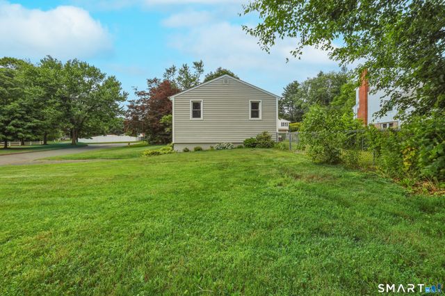 91 Berkeley Road, Middletown, CT 06457