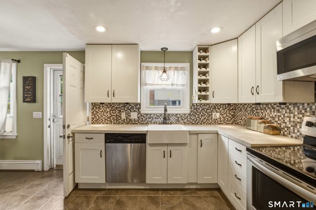 91 Berkeley Road, Middletown, CT 06457