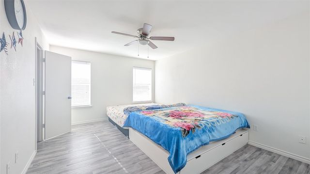 6702 Valley Branch Drive, Arlington, TX 76001