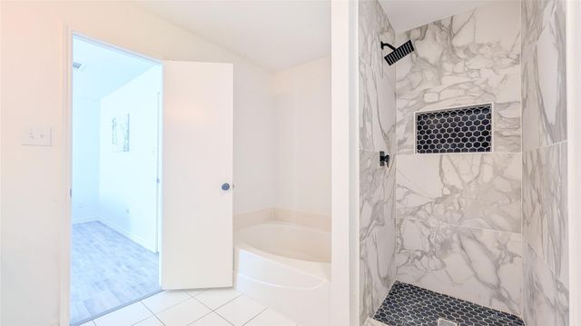 6702 Valley Branch Drive, Arlington, TX 76001