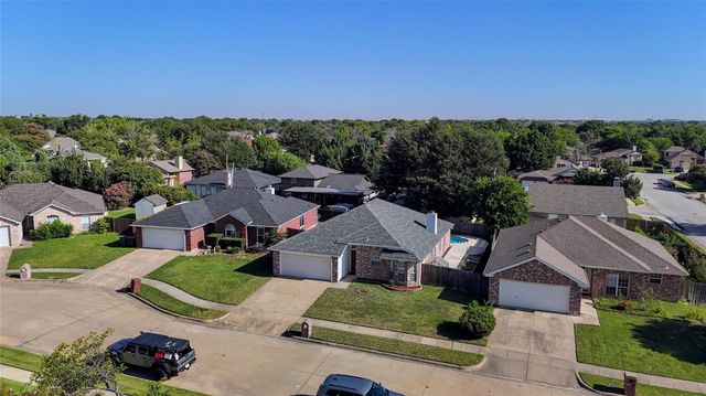 6702 Valley Branch Drive, Arlington, TX 76001