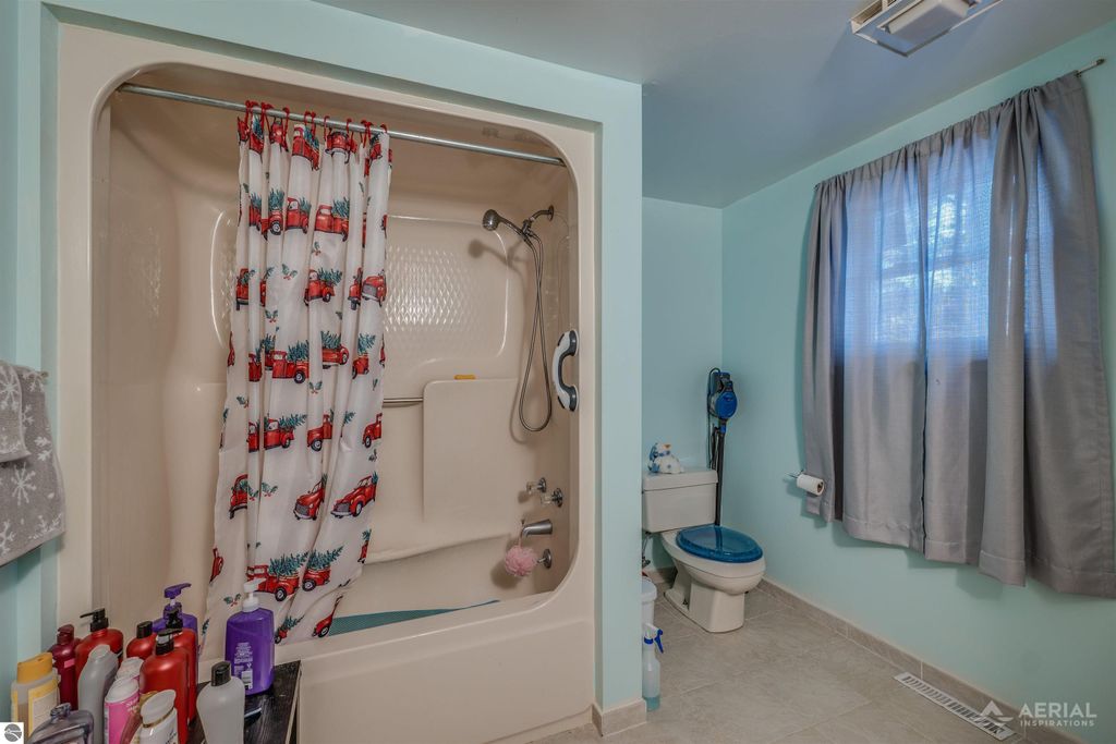 Image 28 of property listing at 965 Grove Street, Tawas City, MI 48763