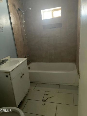 628 E 3rd Street, Bakersfield, CA 93307