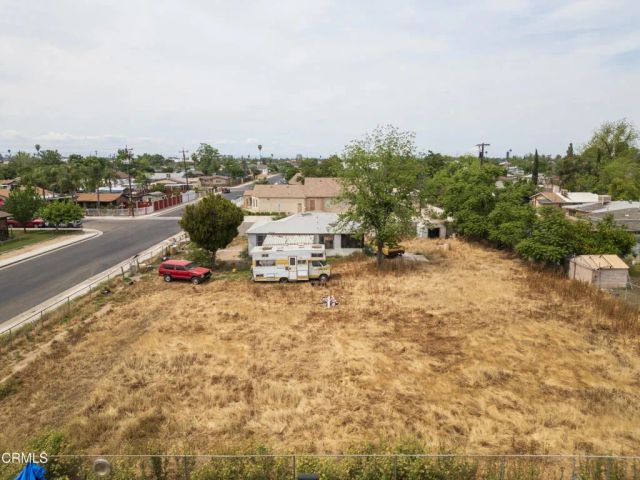 628 E 3rd Street, Bakersfield, CA 93307