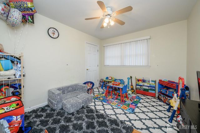 21 Wilk Road, Edison, NJ 08837