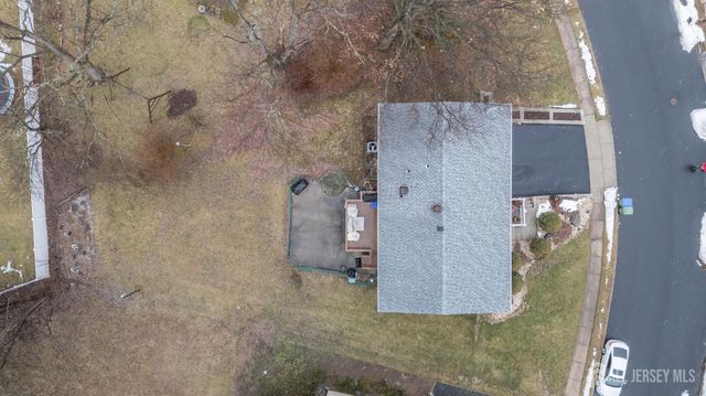 21 Wilk Road, Edison, NJ 08837