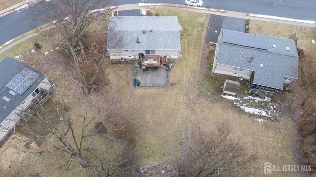 21 Wilk Road, Edison, NJ 08837