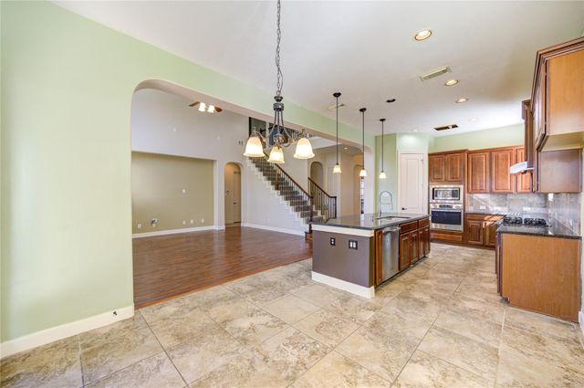 9230 Hernshead Lane, Missouri City, TX 77459