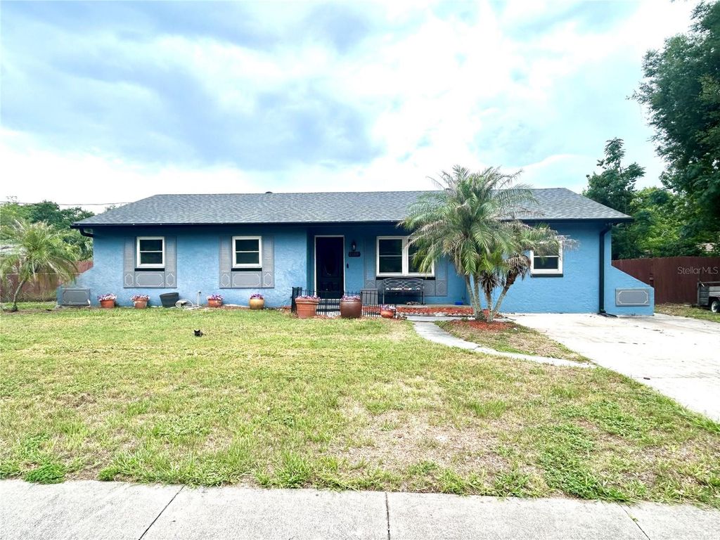 Image 1 of property listing at 2210 MURDOCK BOULEVARD, Orlando, FL 32817