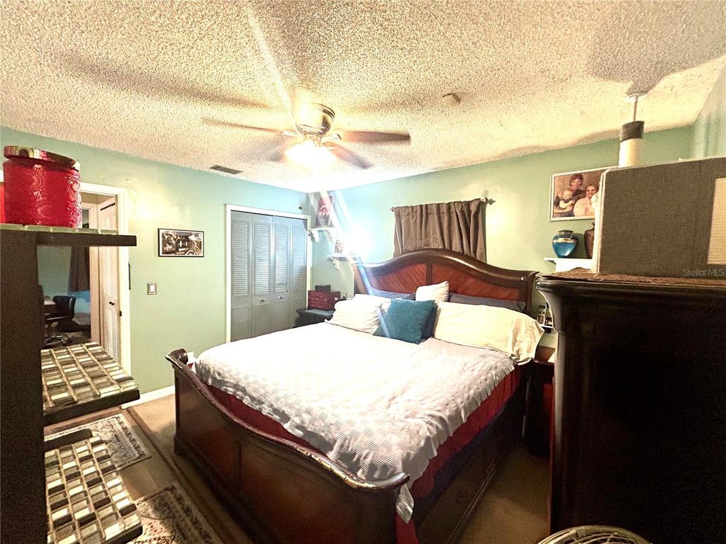 Image 13 of property listing at 2210 MURDOCK BOULEVARD, Orlando, FL 32817