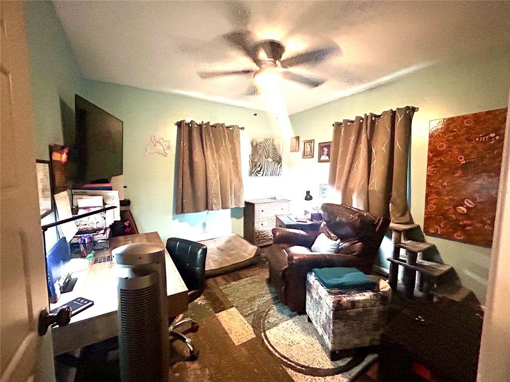 Image 18 of property listing at 2210 MURDOCK BOULEVARD, Orlando, FL 32817