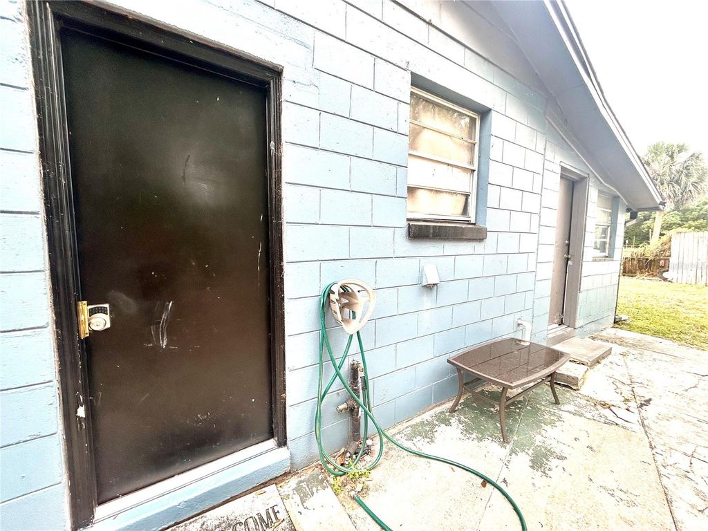 Image 22 of property listing at 2210 MURDOCK BOULEVARD, Orlando, FL 32817