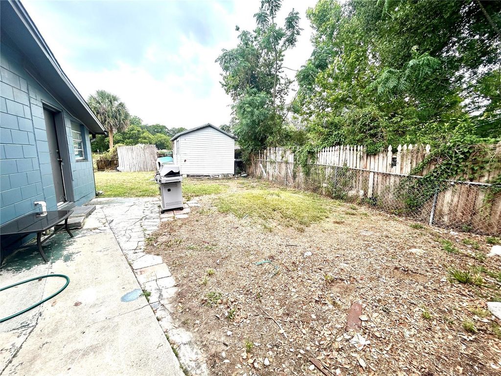 Image 25 of property listing at 2210 MURDOCK BOULEVARD, Orlando, FL 32817