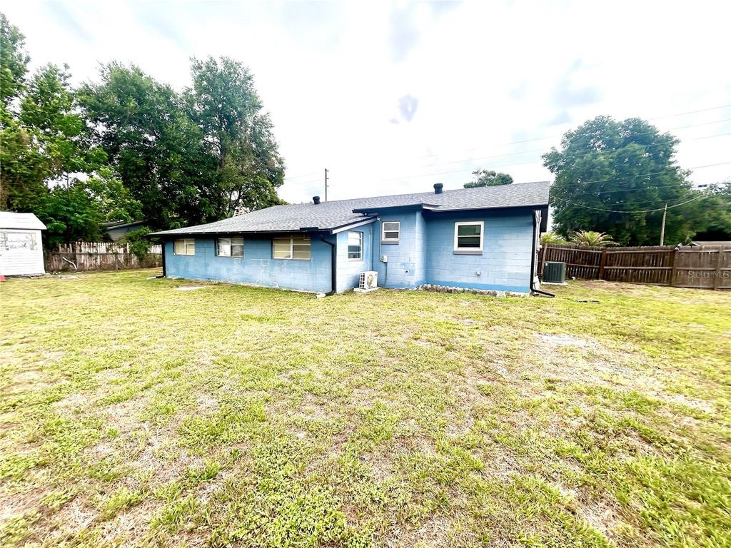 Image 28 of property listing at 2210 MURDOCK BOULEVARD, Orlando, FL 32817