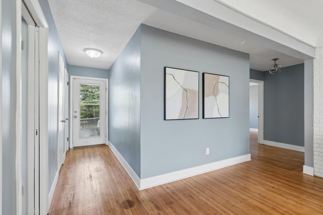 3280 Dodd Road, Eagan, MN 55121