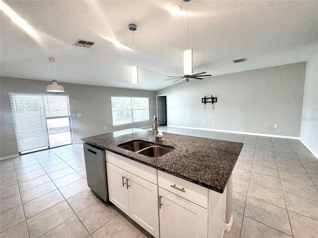 929 ANCHOR BEND DRIVE, Ruskin, FL 33570