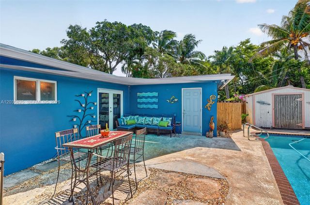 417 NW 46th St, Oakland Park, FL 33309