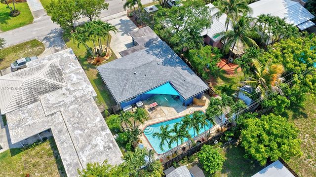 417 NW 46th St, Oakland Park, FL 33309