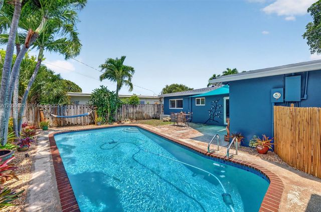 417 NW 46th St, Oakland Park, FL 33309