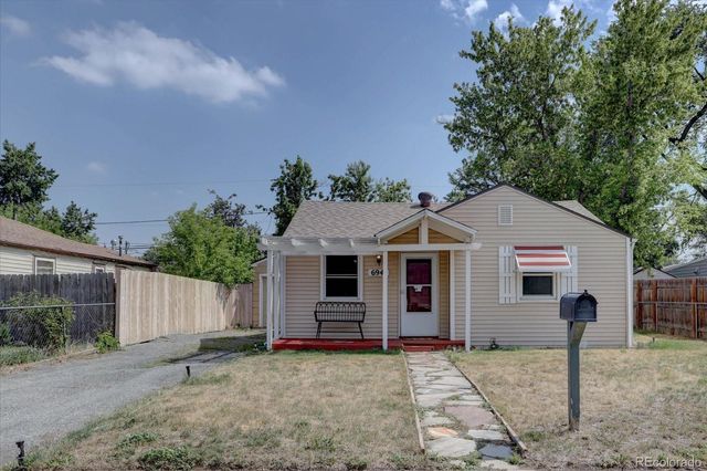 6940 W 55th Place, Arvada, CO 80002