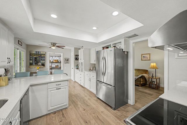 5720 W FRIER Drive W, Glendale, AZ 85301