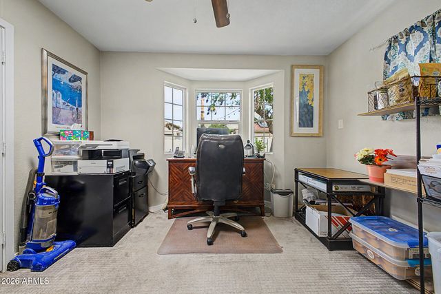 5720 W FRIER Drive W, Glendale, AZ 85301