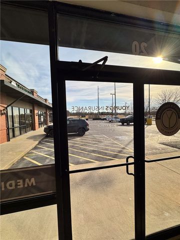 2502 SW 14th Street Suite 20, Bentonville, AR 72712