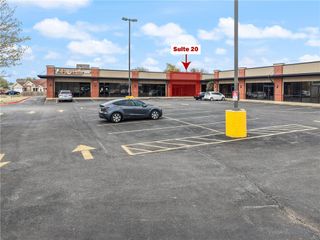 2502 SW 14th Street Suite 20, Bentonville, AR 72712