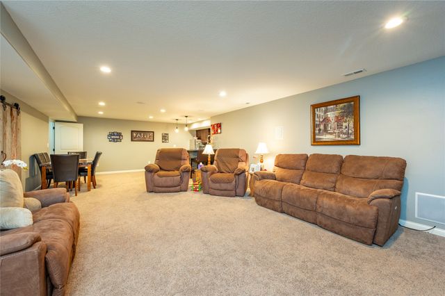 1380 E Pine Ridge Drive, Polk City, IA 50226