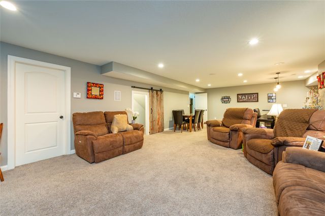 1380 E Pine Ridge Drive, Polk City, IA 50226