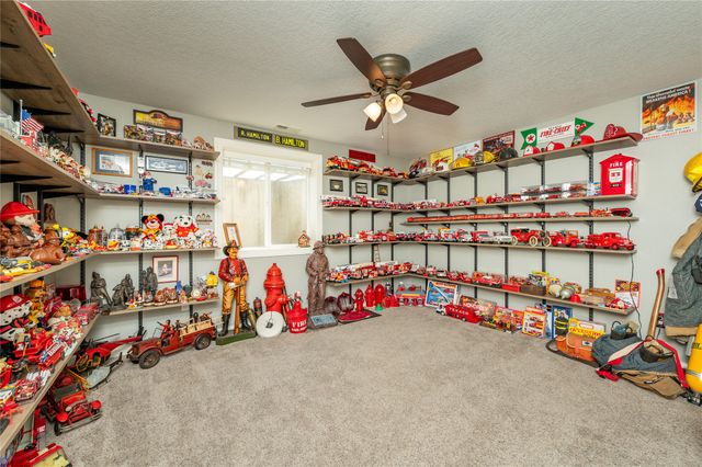 1380 E Pine Ridge Drive, Polk City, IA 50226