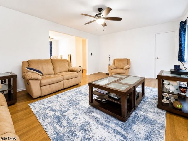13 Wedgewood Dr Unit 87 87, Verona Twp., NJ 07044