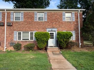 13 Wedgewood Dr Unit 87 87, Verona Twp., NJ 07044