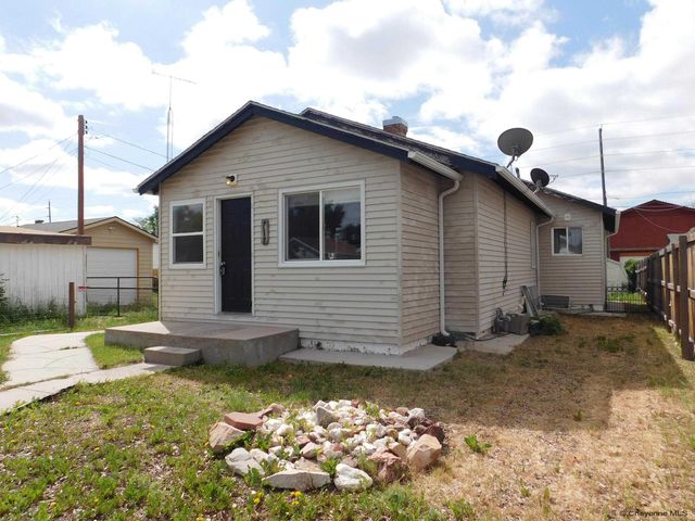 717 W 27TH ST, Cheyenne, WY 82001