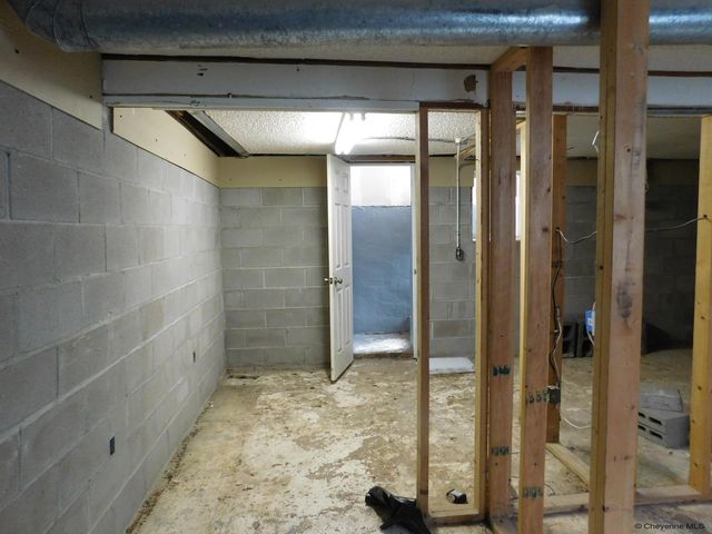 717 W 27TH ST, Cheyenne, WY 82001