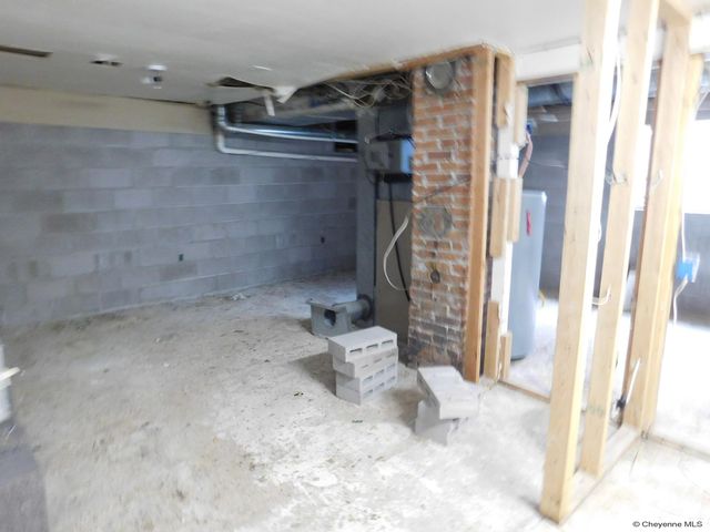 717 W 27TH ST, Cheyenne, WY 82001