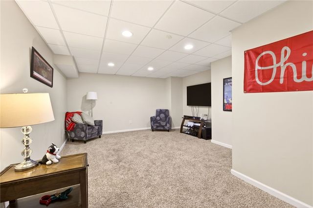 22 Stanford Way, Perinton, NY 14450