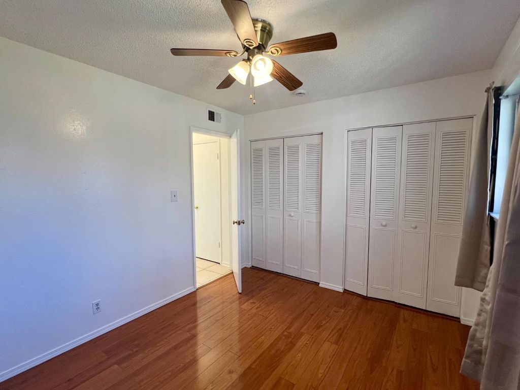 Image 10 of property listing at 2694 W Fairmont Avenue # 102, Fresno, CA 93705