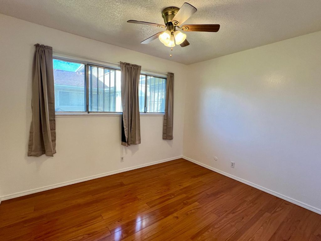 Image 9 of property listing at 2694 W Fairmont Avenue # 102, Fresno, CA 93705