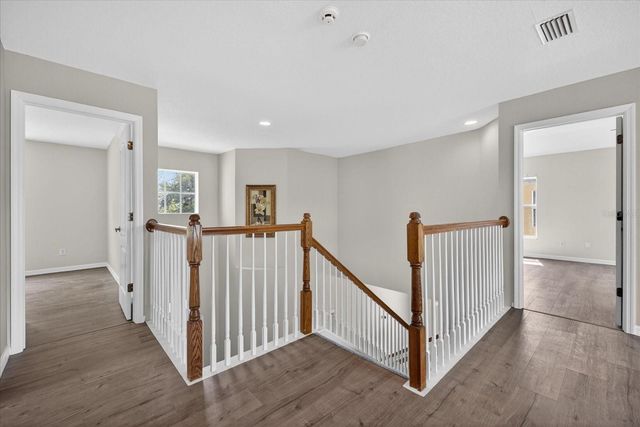 8405 CANTERBURY LAKE BOULEVARD, Tampa, FL 33619