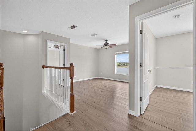 8405 CANTERBURY LAKE BOULEVARD, Tampa, FL 33619