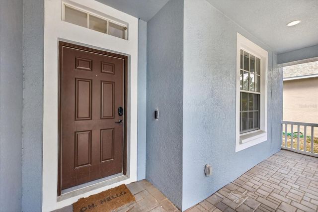 8405 CANTERBURY LAKE BOULEVARD, Tampa, FL 33619